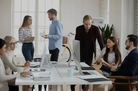 Quais são os infoprodutos mais vendidos atualmente e por que eles estão em alta?